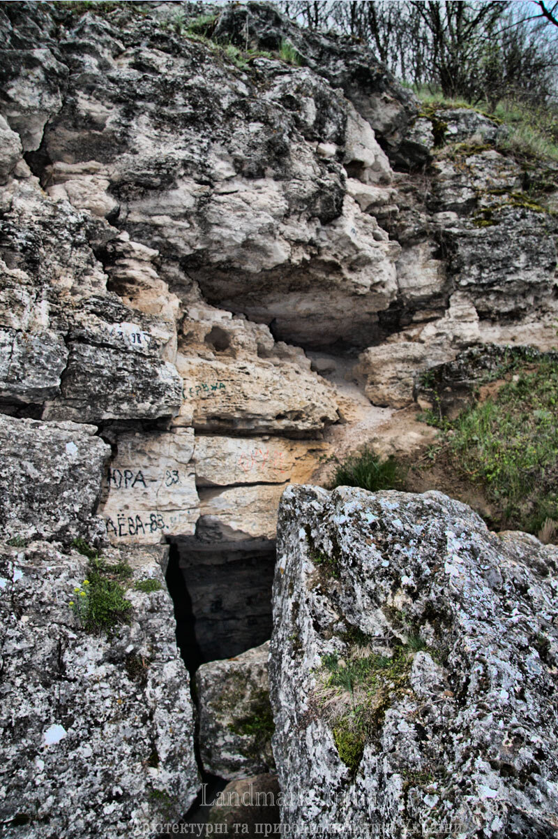 Печера Бабина дюрка у Бронниці