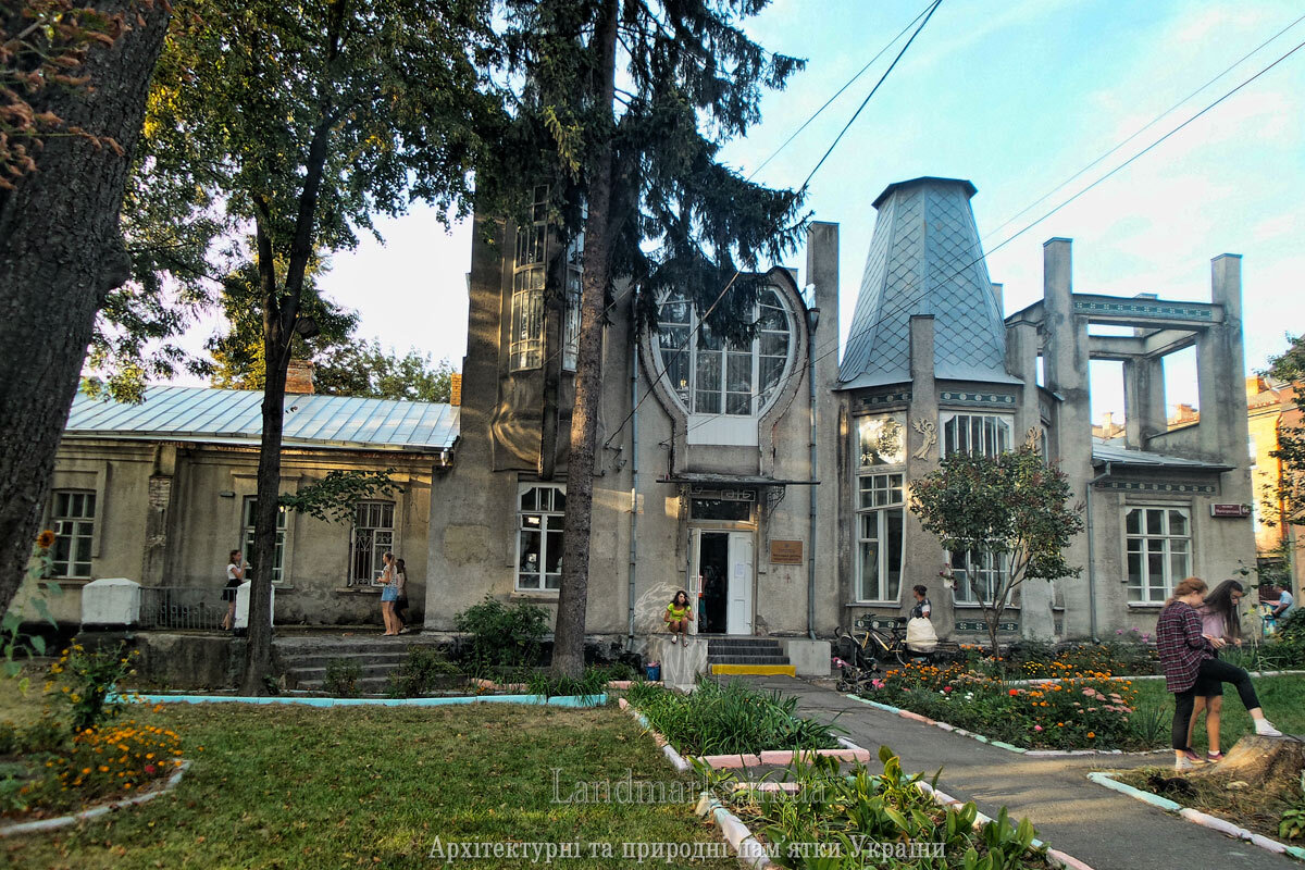 Captain Dlugolenskyi's mansion in Vinnytsya