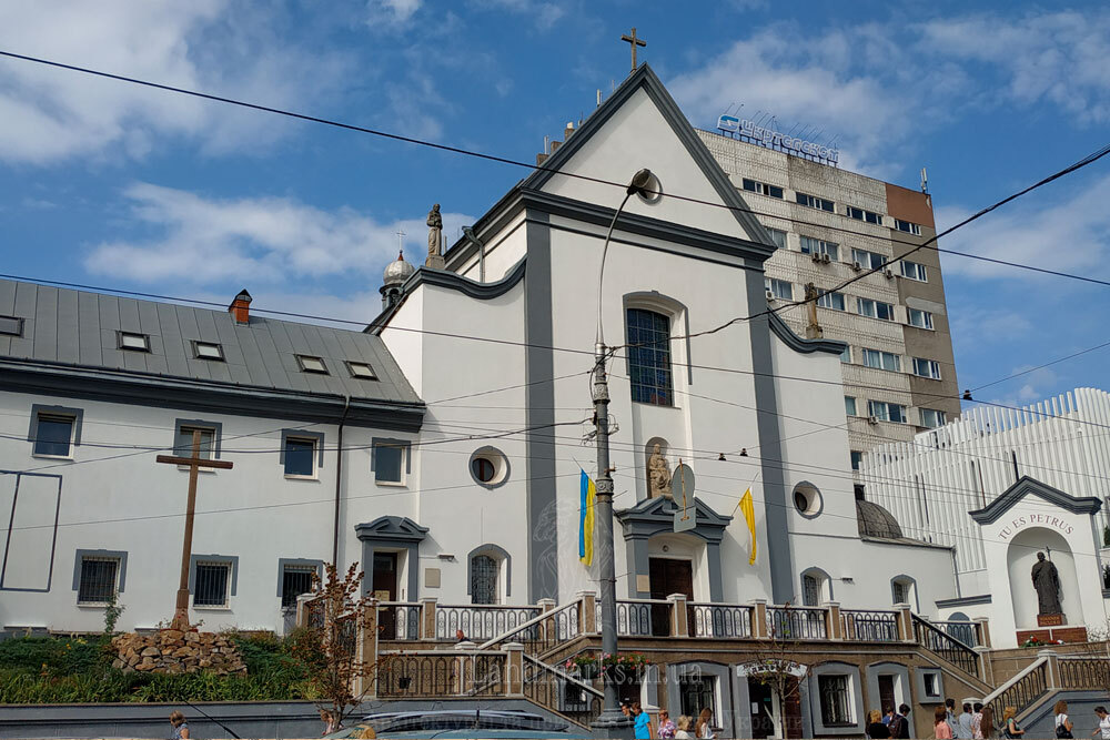костел св. Діви Марії Ангельської Старий францисканський костел в Вінниці