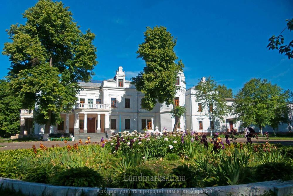 Палац Бержинських-Терещенків в Андрушівці Житомирська область