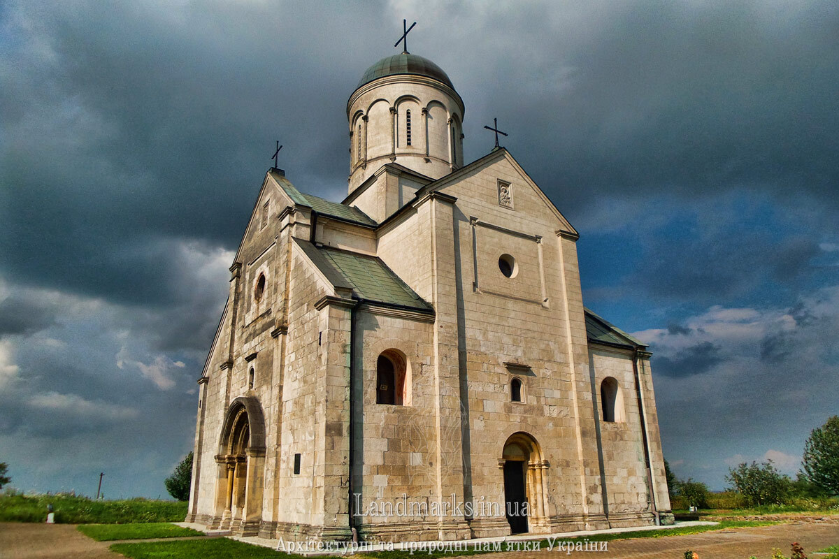 Romanesque style church, built in 1194