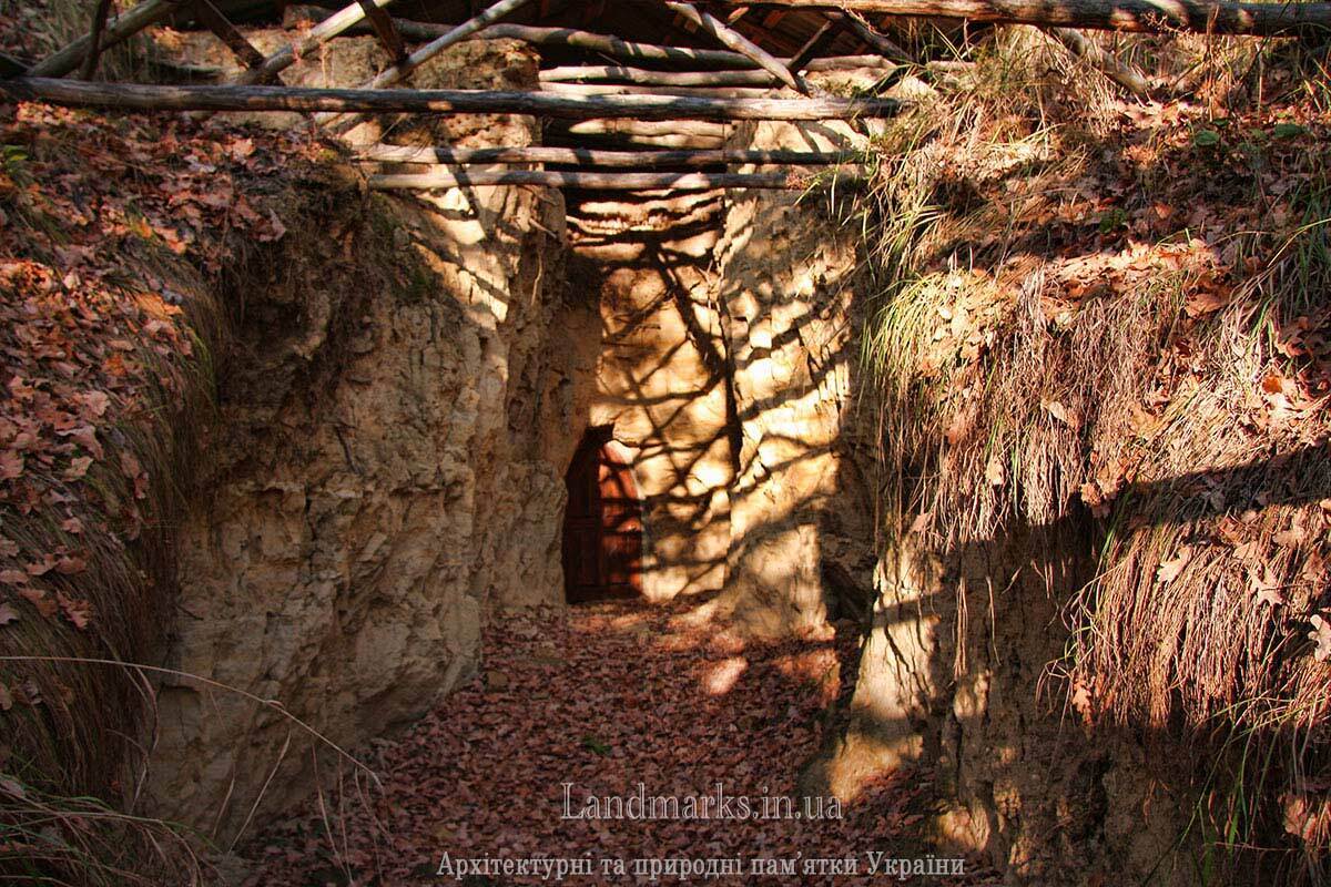 Печерний монастир, фото жовтень 2011 р