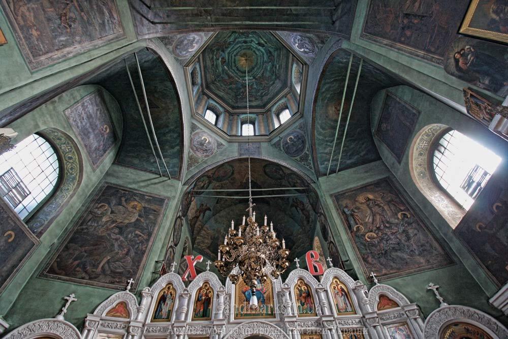 Розписи на вівтарем, картини Іллінська церква Київ
