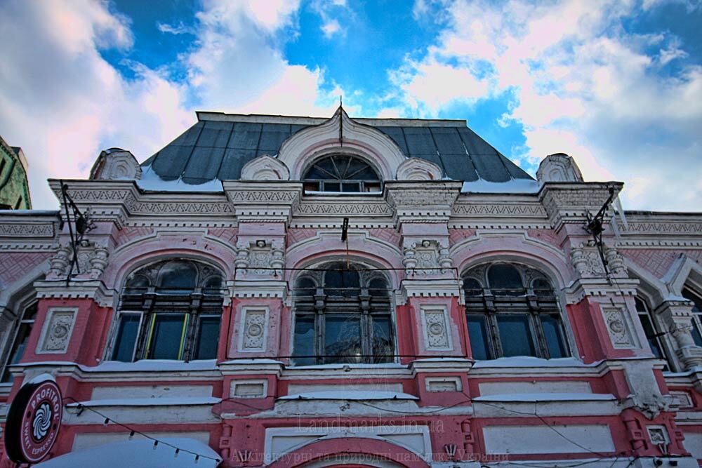 головний фасад Цікаві будівлі Києва