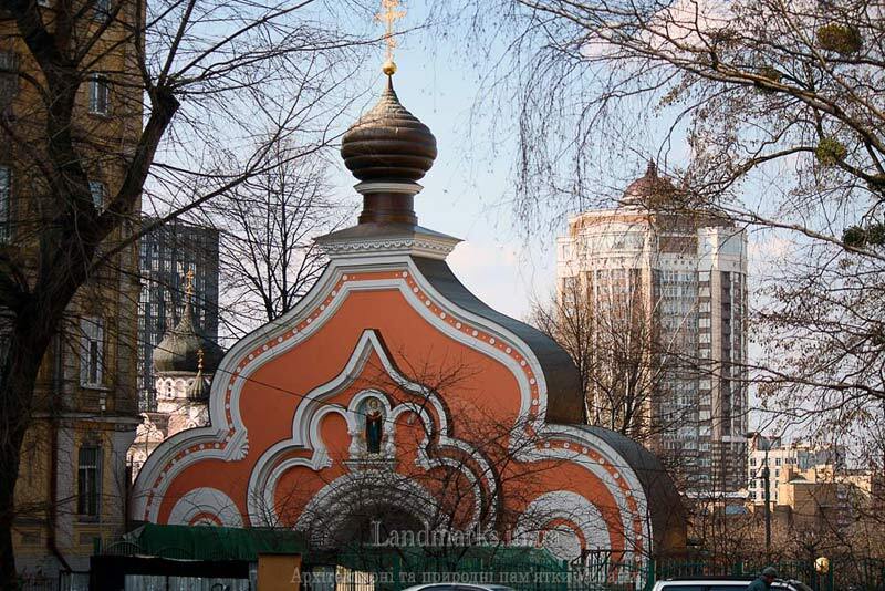 Сучасний стан святої брама покровського монастиря в Києві