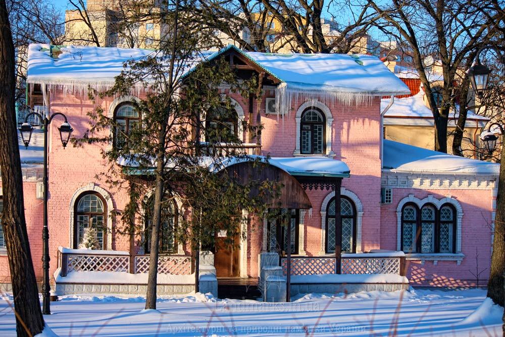 Дача з мезоніном у Святошині Садибні будинки Києва