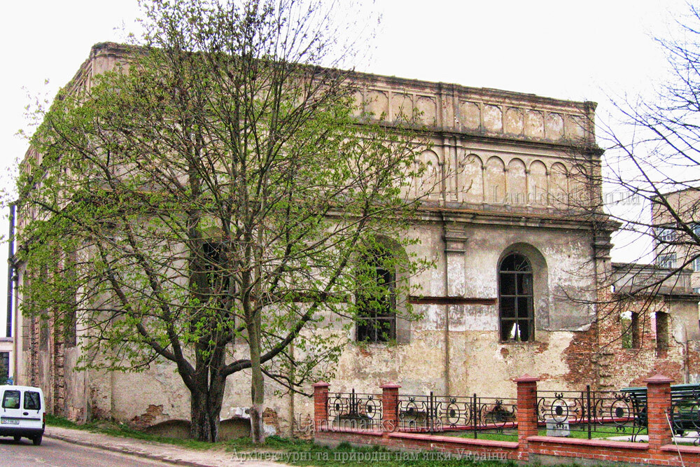 Велика синагога в Бродах в стадії руйнації