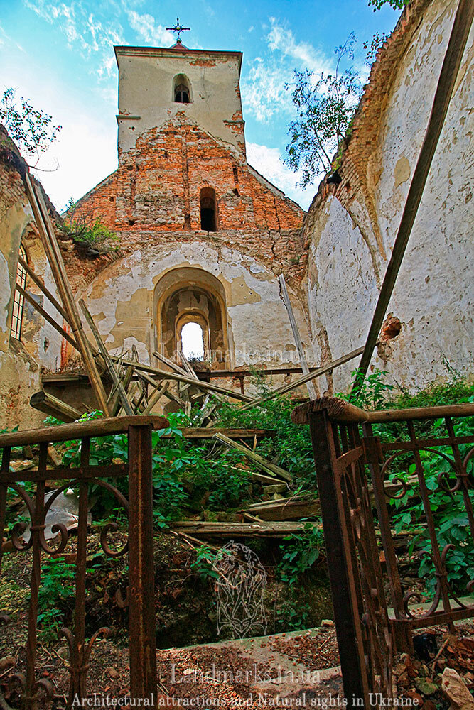 Inside the church of Sokolivka - total destruction. Catholic Churches and chapels in Ukraine
