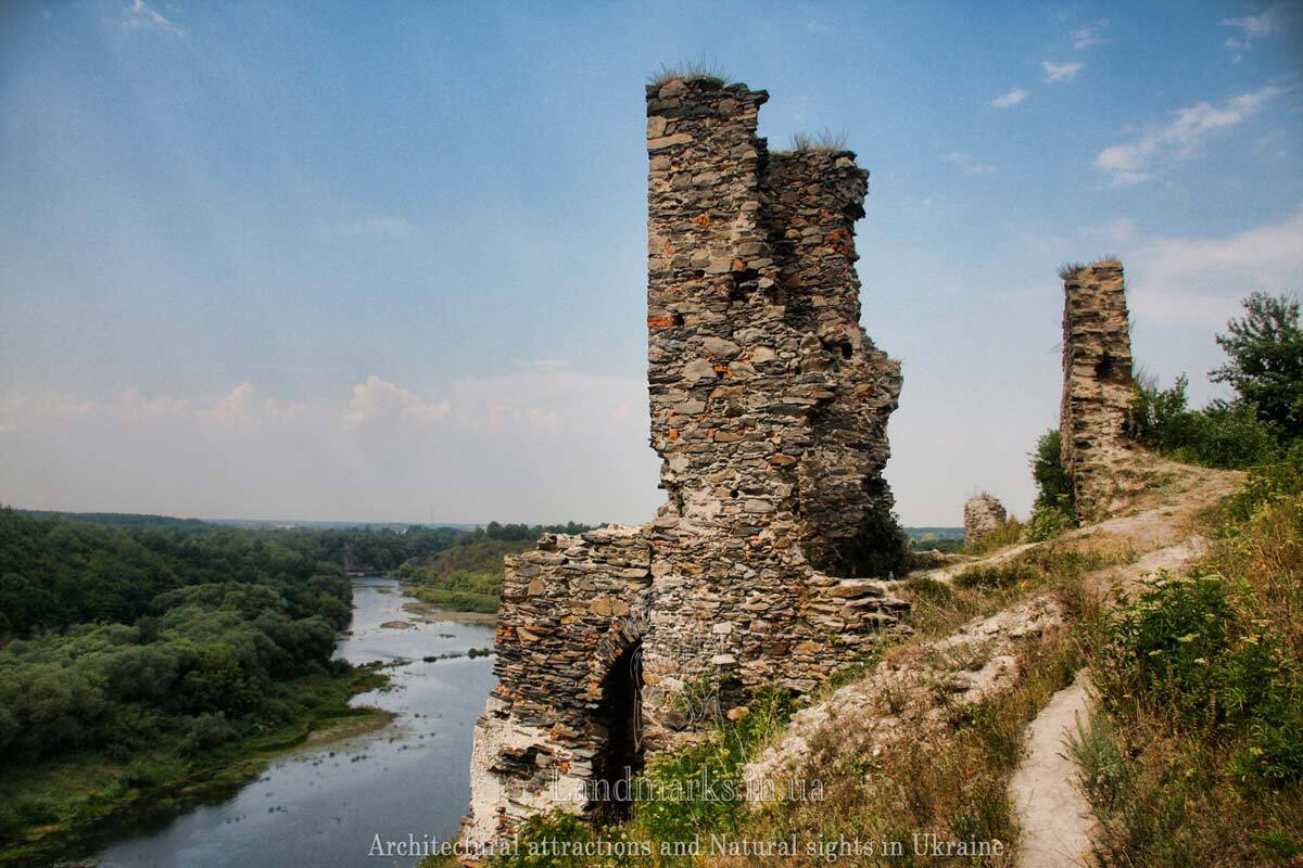 Ruins of Hubkiv castle