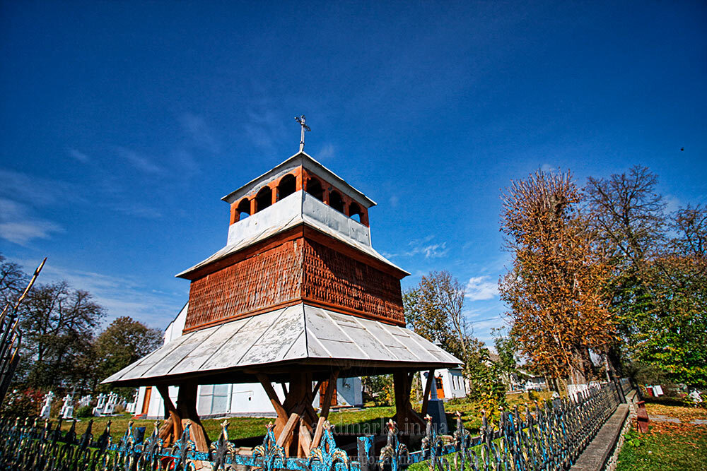Стара Деревяна дзвіниця в Білявинцях, деревяне зодчество Тернопільської області