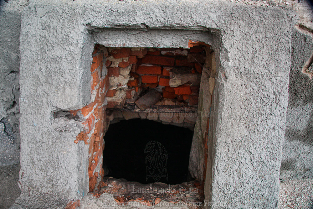 Вхід до підземелля всередині замку