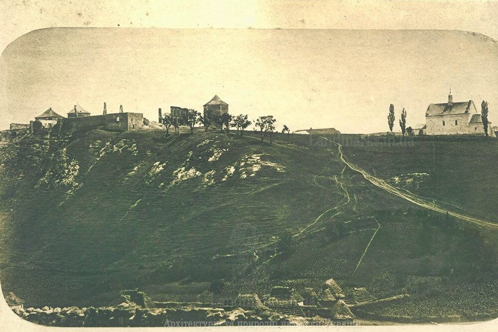 Вид на Кривче 1914 архівна фотографія, руїни замку , старовинний костел