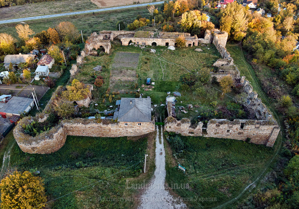 Аерофото Микулинецького замку