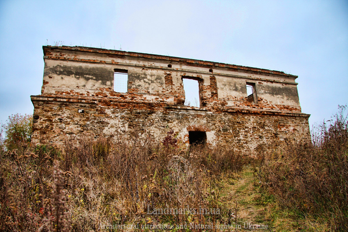 Castle in Izyaslav is smal ruin now