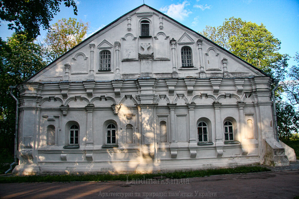 Будинок полкової канцелярії, в Чернігові
